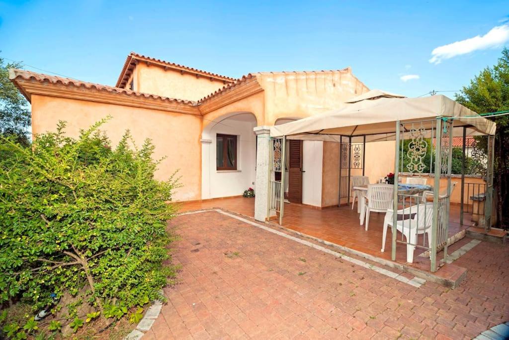 Residence Lu Soli Budoni Affitti Екстериор снимка