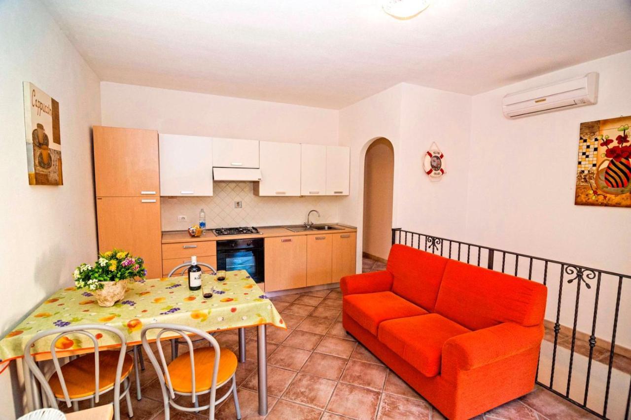 Residence Lu Soli Budoni Affitti Екстериор снимка