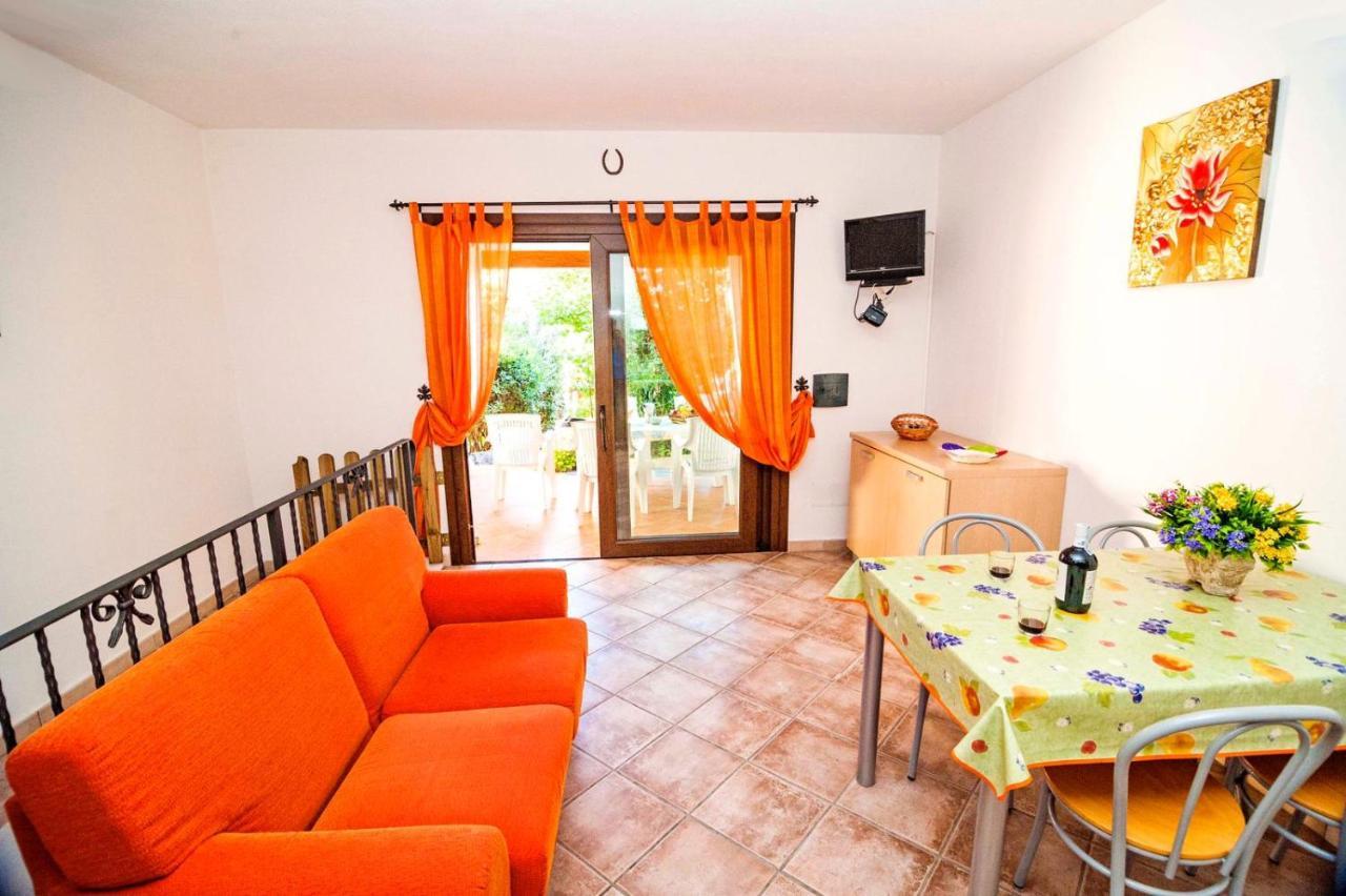 Residence Lu Soli Budoni Affitti Екстериор снимка