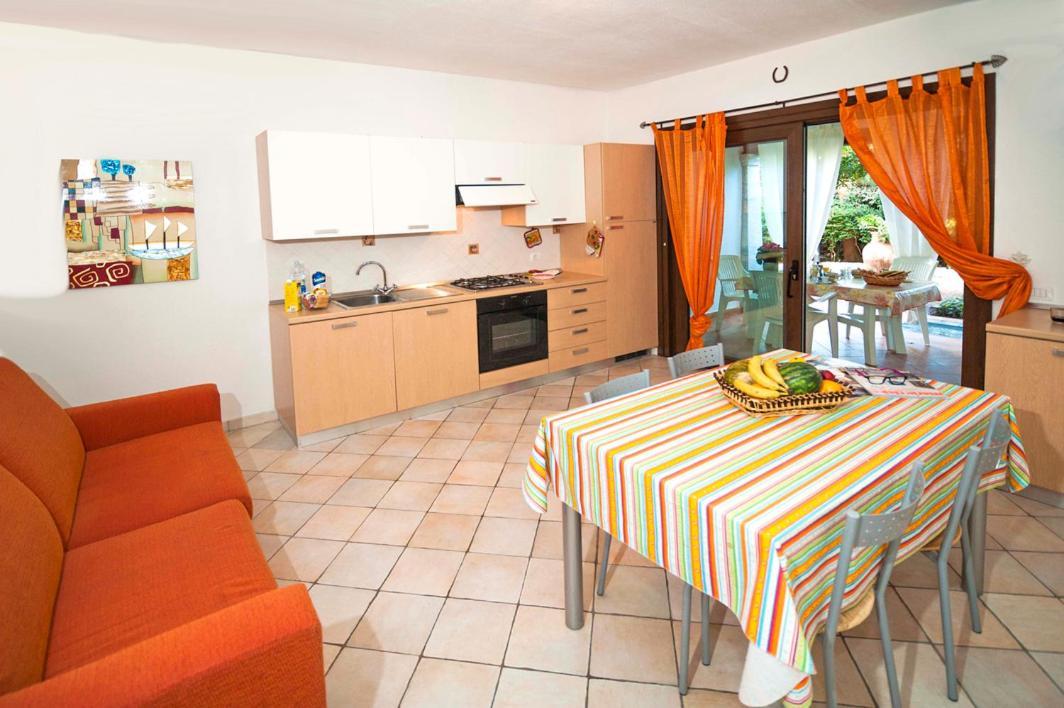 Residence Lu Soli Budoni Affitti Екстериор снимка
